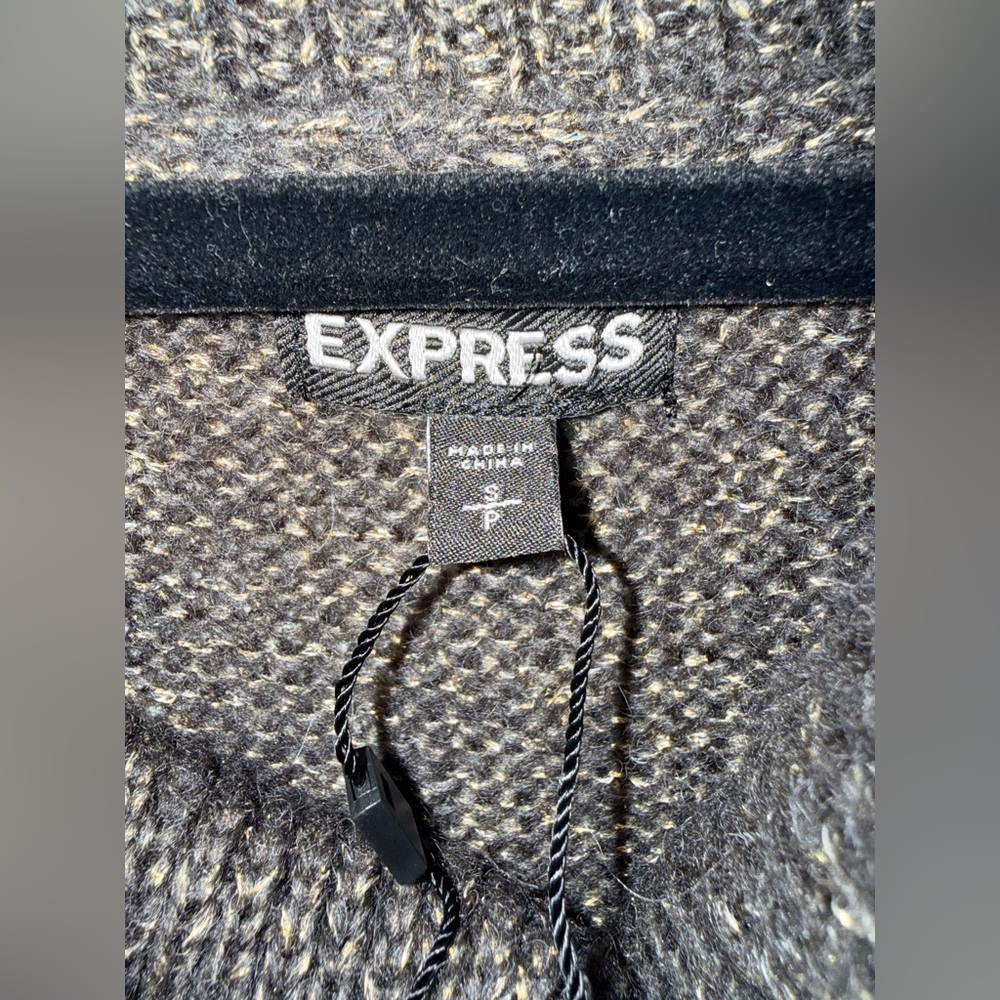 Express charcoal gray cowl neck dolman sleeve tunic sweater Size S NWT - Picture 4 of 7